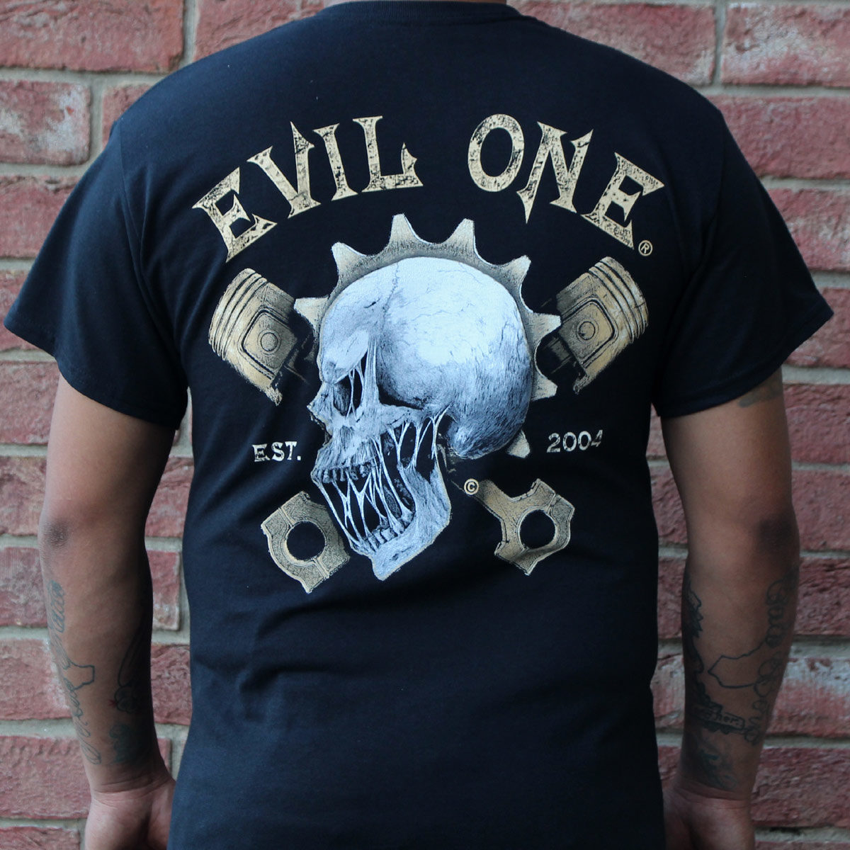 Gearhead Skull & Pistons T-Shirts Back Version 2 Larger Graphic
